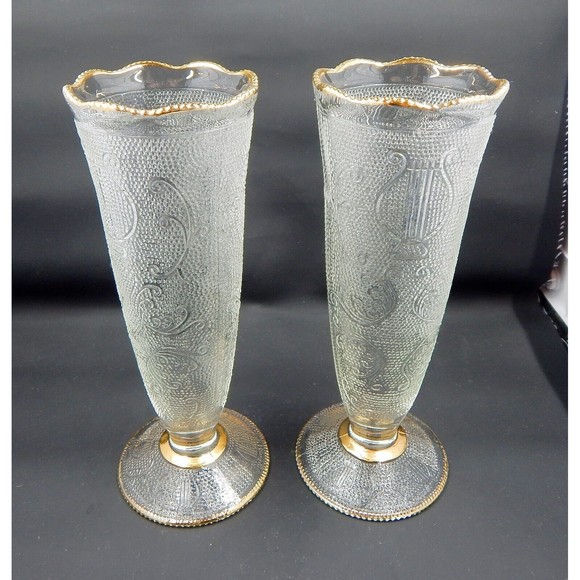 Jeannette Glass Harp Pattern Gold Trimmed Footed Vase Pair - Picture 2 of 11